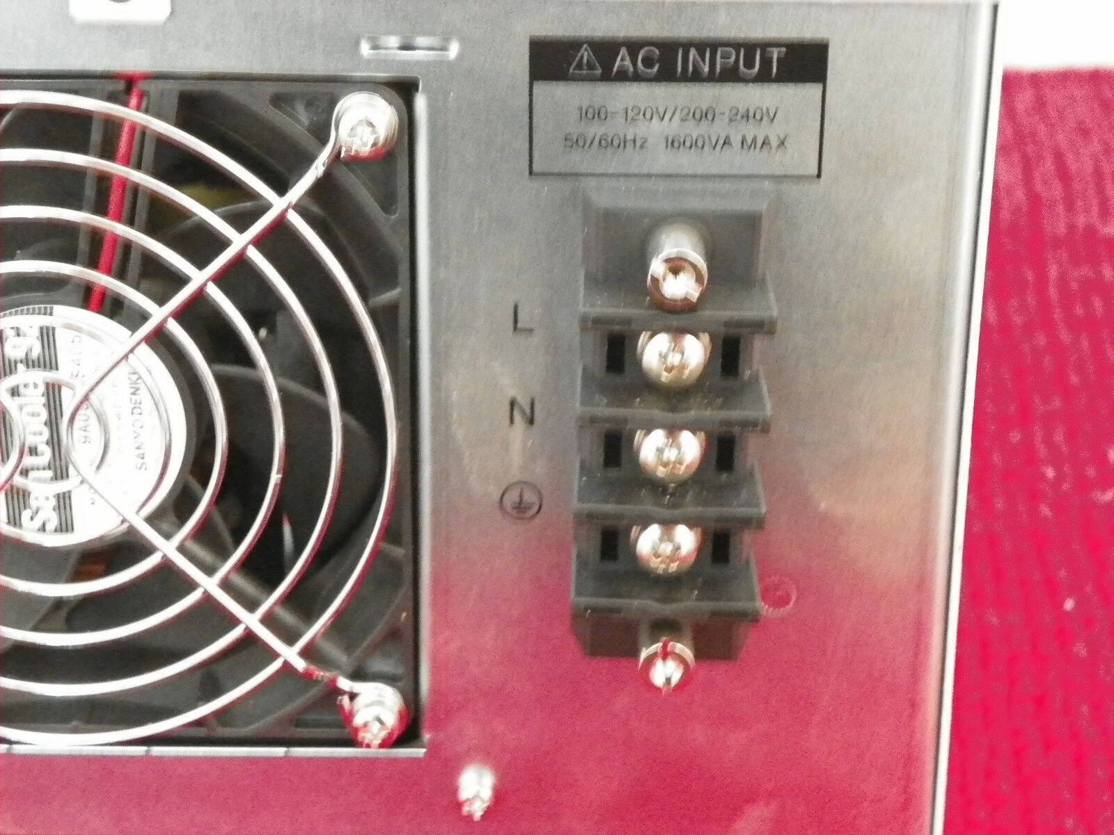 AC6802A AC Power, 1000VA, to 270V,10A/5A 45-500Hz AC6802A AC Power, 1000VA, to 270V,10A/5A 45-500Hz